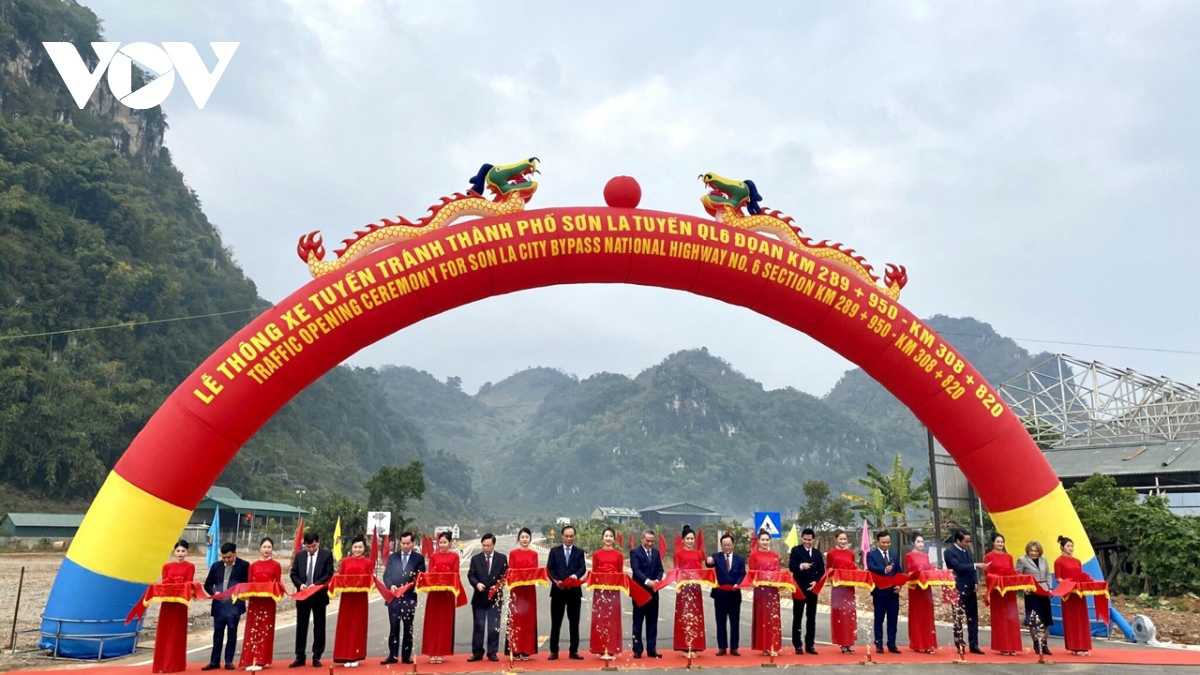 se khoi cong cao toc hoa binh - moc chau vao ngay 19 5 nam nay hinh anh 3