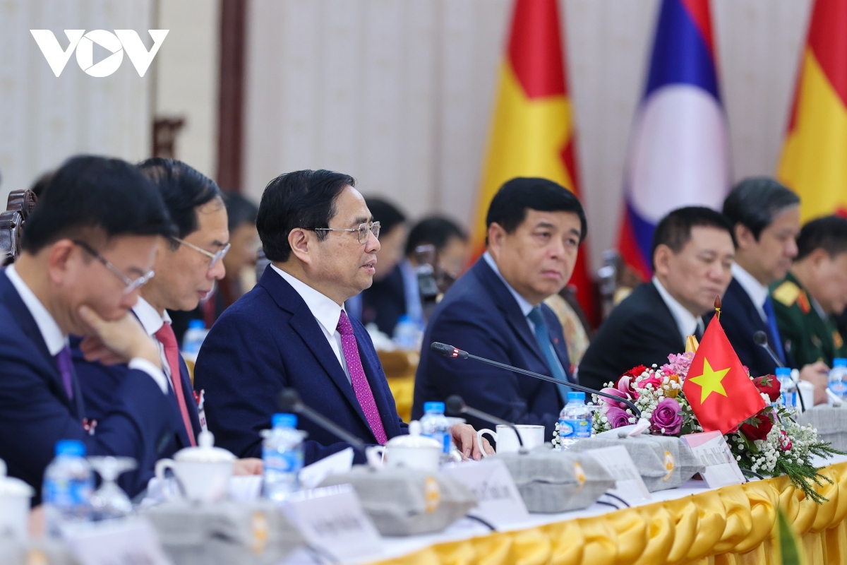 thu tuong viet nam va lao hoi dam, chung kien le ky ket 10 van kien hop tac hinh anh 3