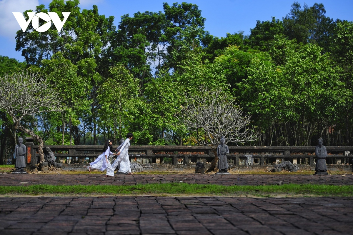 Den hue du xuan, ngam lang tam cac vua trieu nguyen hinh anh 6