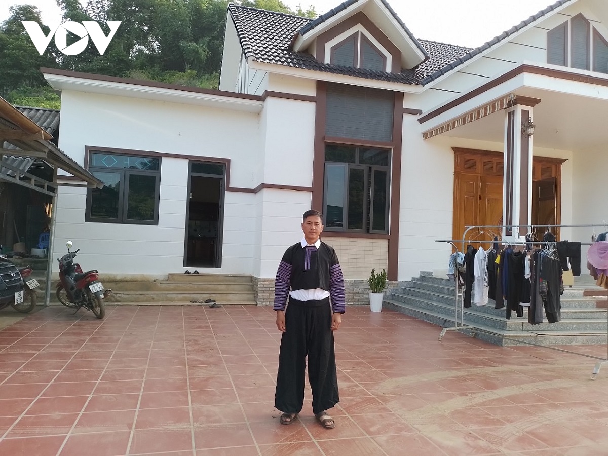manh dan thay doi nep nghi, cach lam giup thanh nien dan toc mong thoat ngheo hinh anh 3