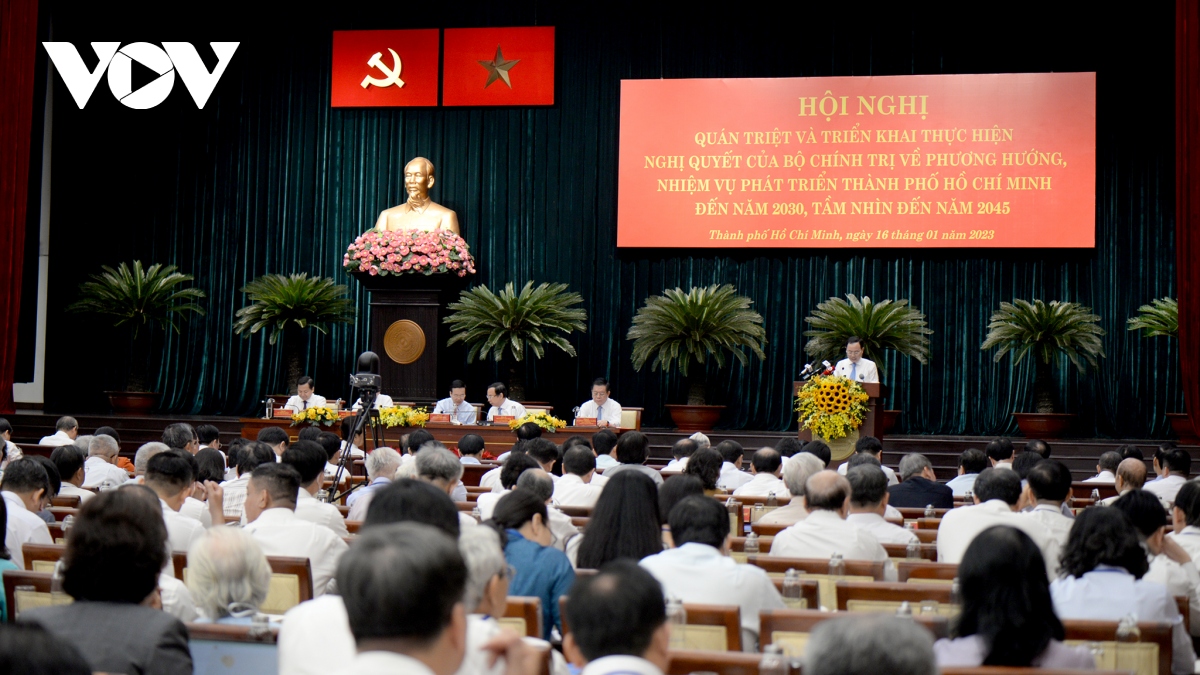 Ong vo van thuong de nghi tp.hcm manh dan phan cap, phan quyen hinh anh 2