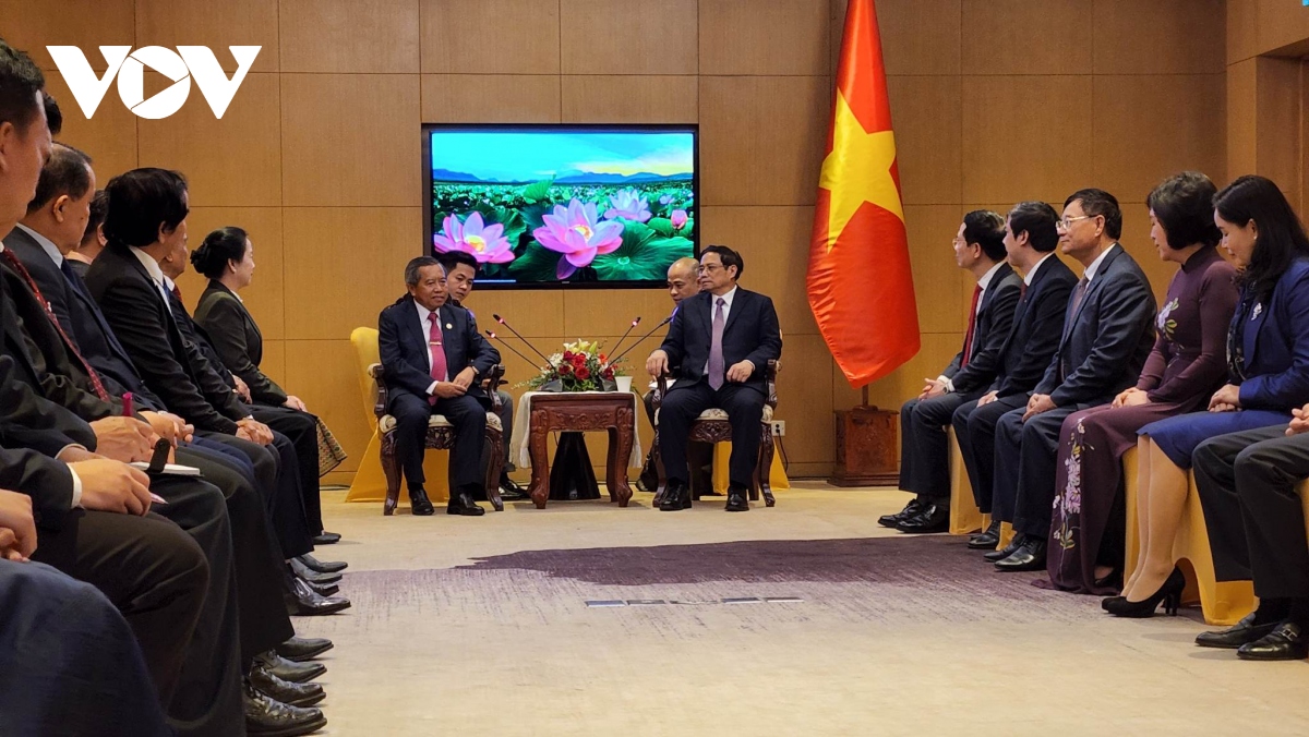thu tuong pham minh chinh tiep chu tich hoi huu nghi lao-viet nam hinh anh 1