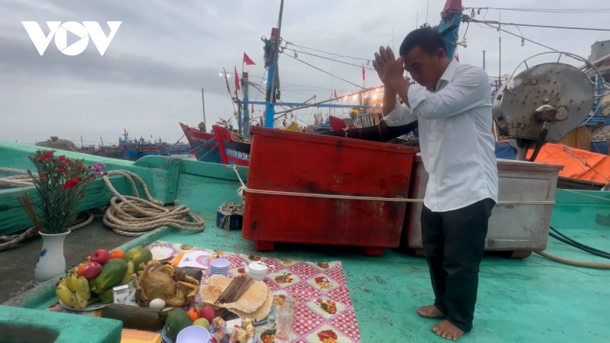 ngu dan quang ngai mo bien dau nam moi hinh anh 3