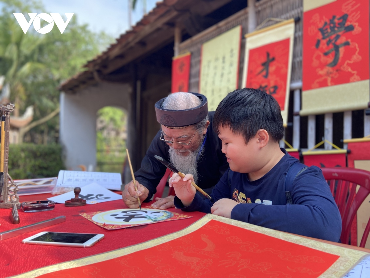 trai nghiem tet viet vung kinh bac hinh anh 7