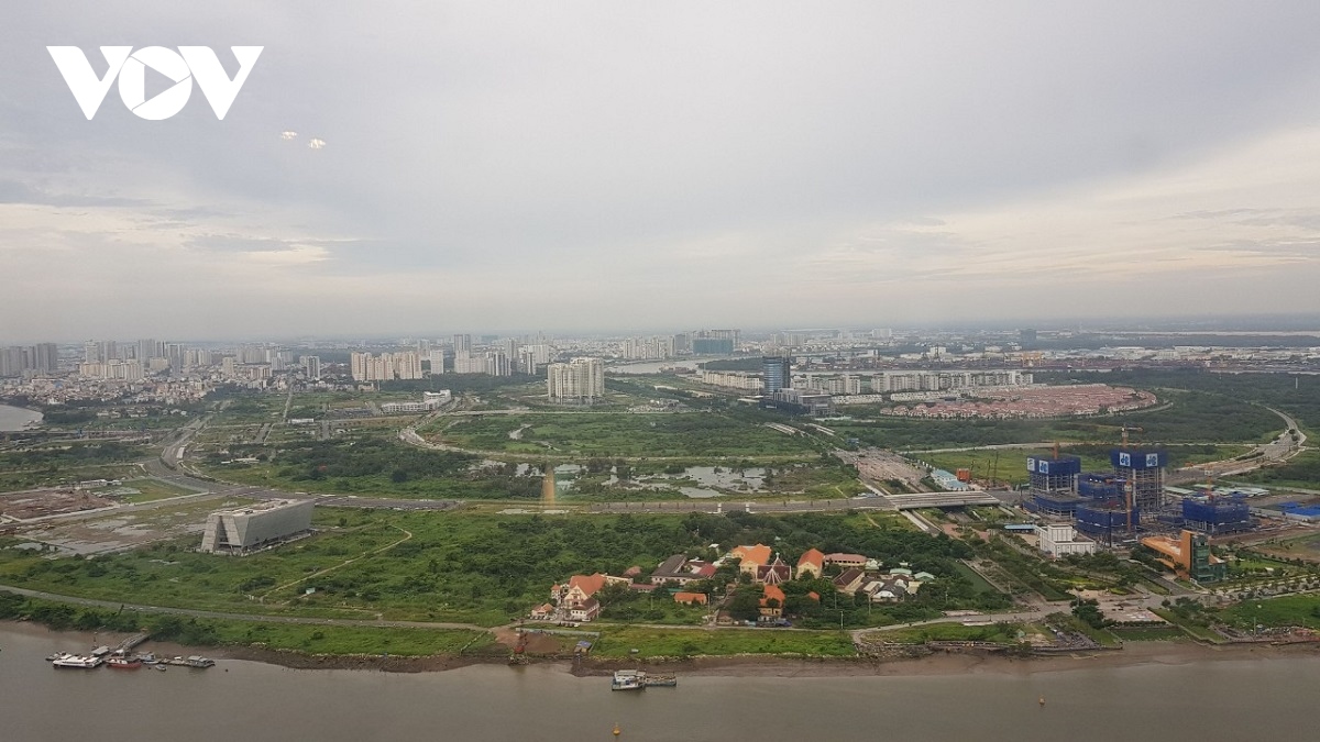 luat Dat dai sua doi phan cap, phan quyen phai di doi voi giam sat, kiem soat hinh anh 2