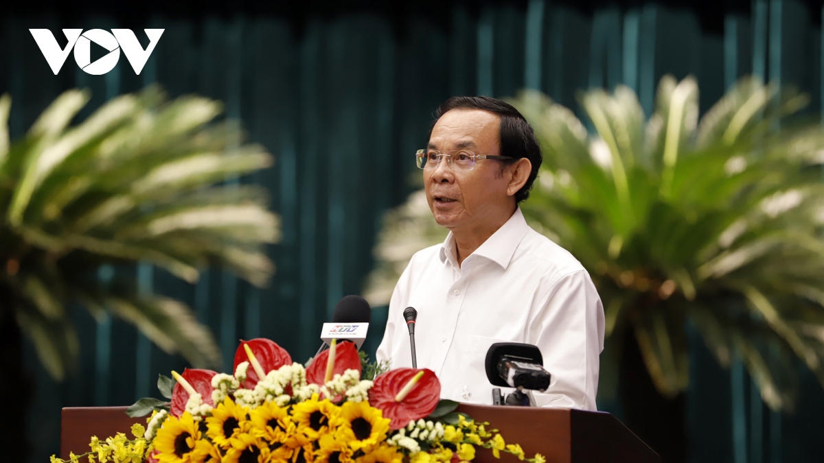 bi thu tp.hcm nguyen van nen chat gpt tac dong hai mat den bao chi hinh anh 1