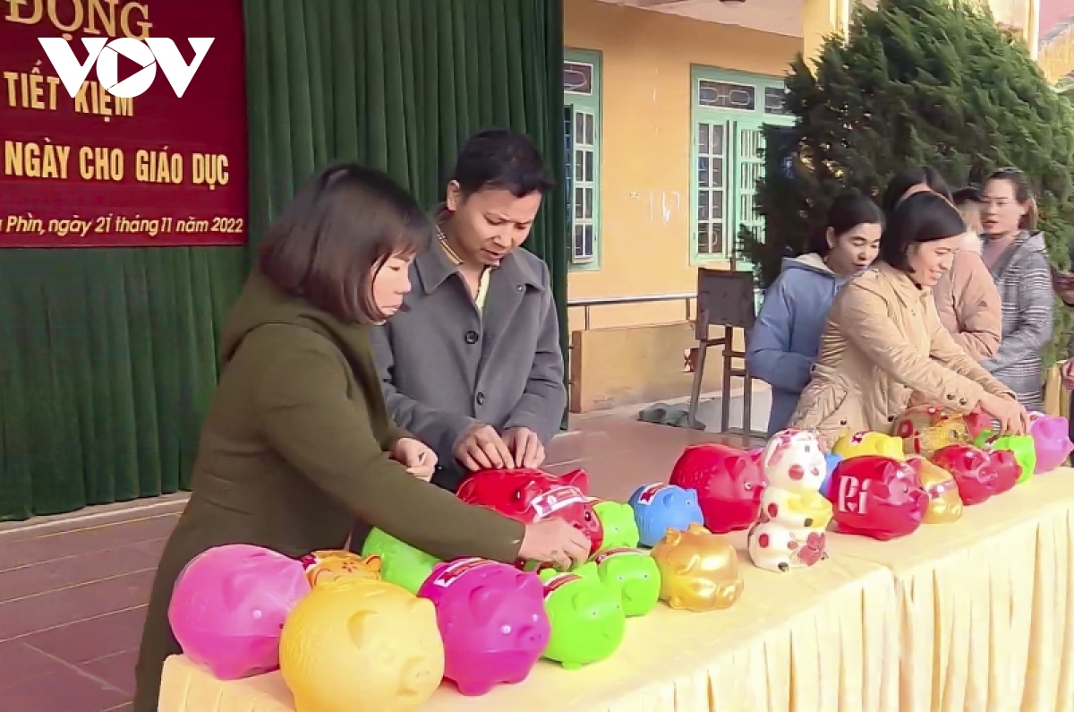 tiet kiem 2.000 dong - phong trao y nghia cho giao duc vung kho nam po Dien bien hinh anh 1