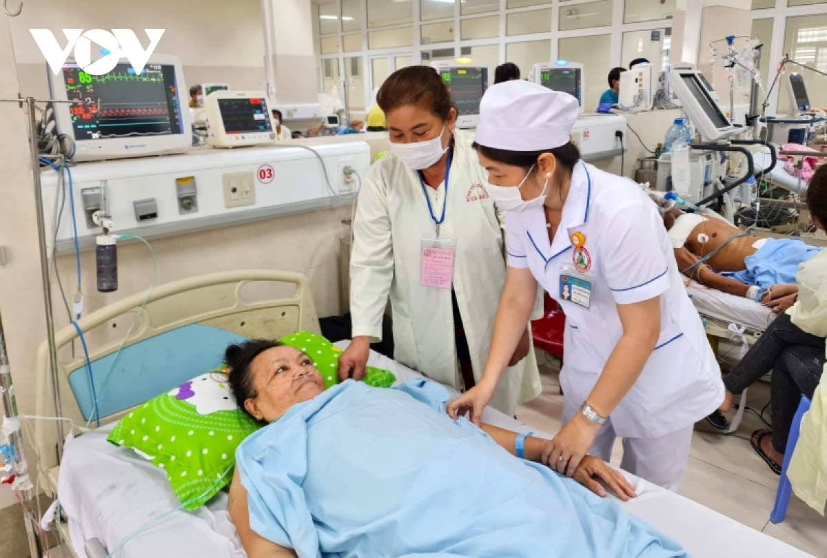 benh vien cho ray giup bac si ca mau can thiep tim cuu hon 1.200 benh nhan hinh anh 1