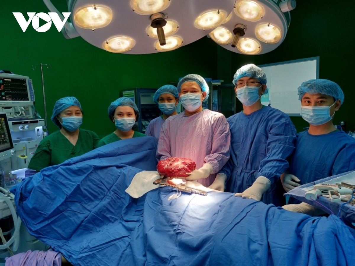 benh vien Da nang tinh yeu nghe niu chan bac si gioi hinh anh 2