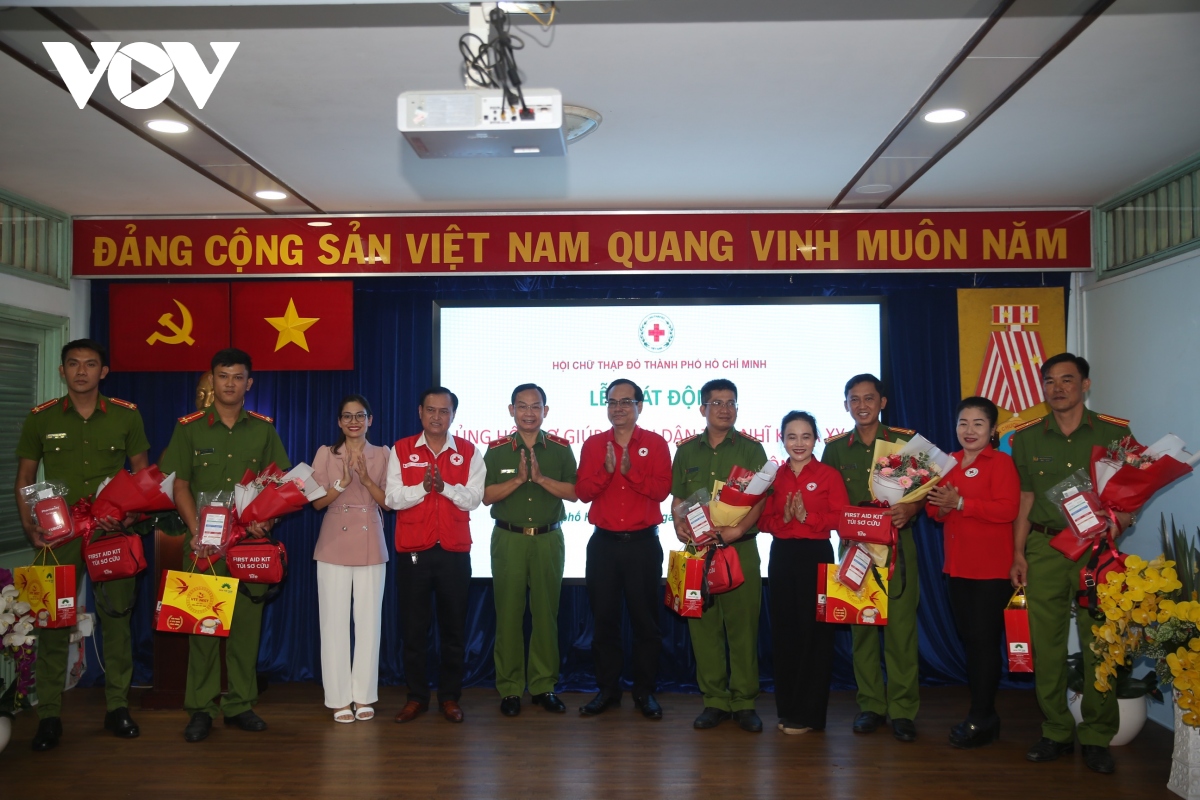 tp.hcm phat dong quyen gop ung ho nhan dan tho nhi ky va syria hinh anh 2