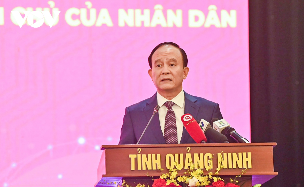 chu tich quoc hoi hoat dong cua hDnd vua truyen cam hung, vua giu lua hinh anh 1