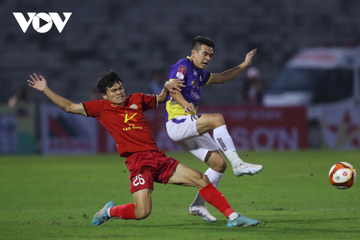 van quyet va hung dung toa sang, ha noi fc thang nhoc ha tinh hinh anh 3
