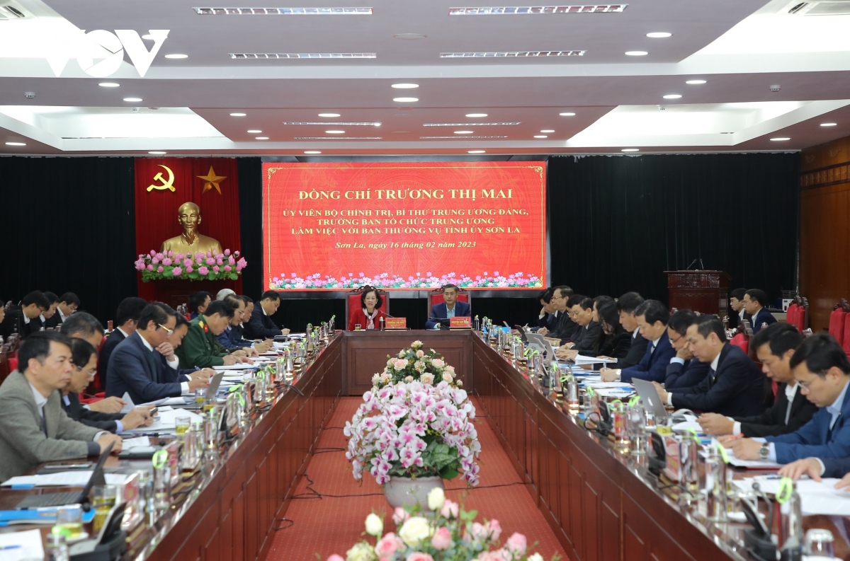 truong ban to chuc trung uong lam viec voi ban thuong vu tinh uy son la hinh anh 1