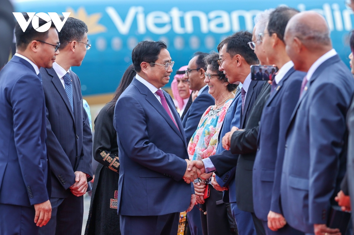 le don thu tuong pham minh chinh va phu nhan tham chinh thuc brunei hinh anh 6