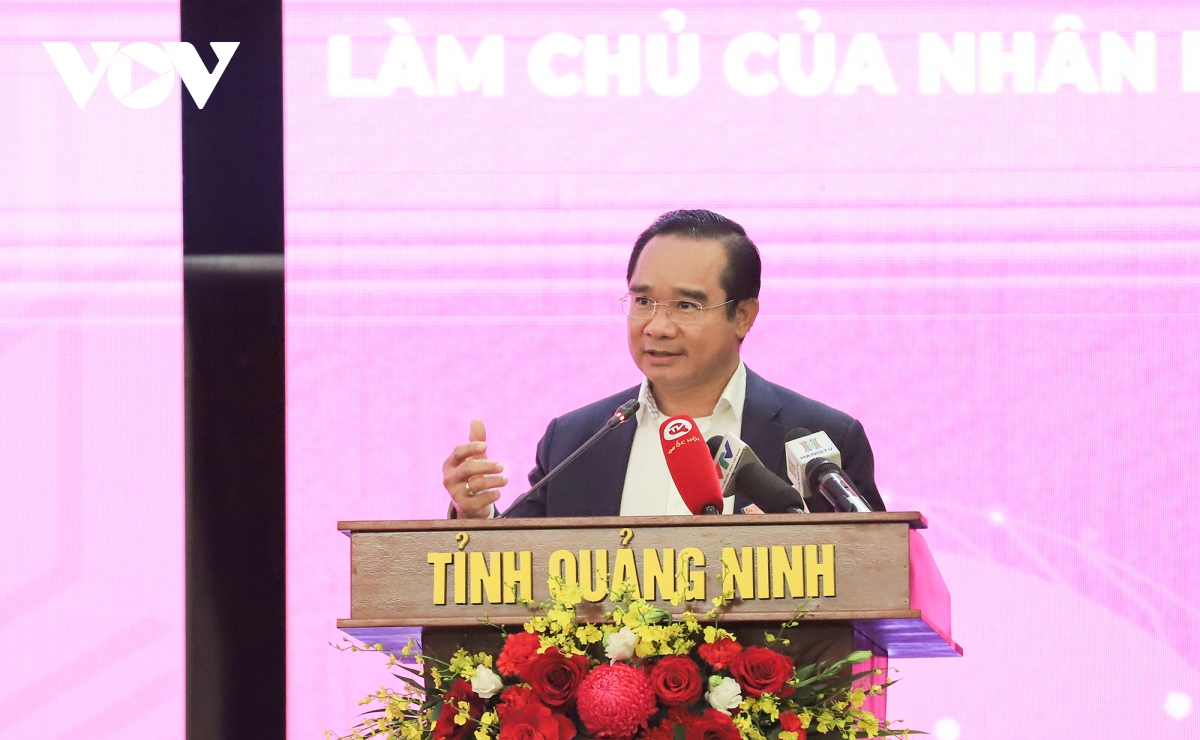 chu tich quoc hoi hoat dong cua hDnd vua truyen cam hung, vua giu lua hinh anh 2