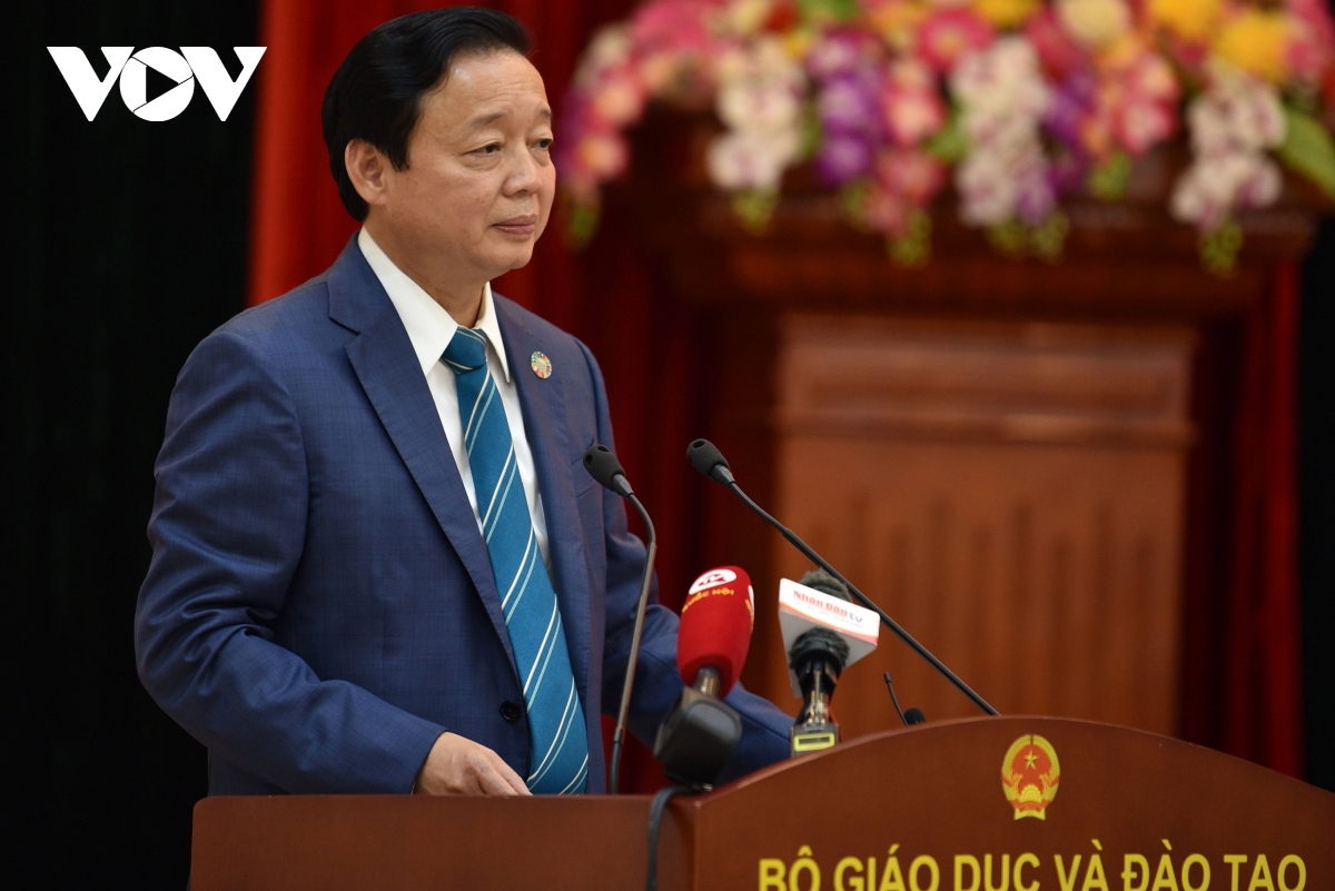 pho thu tuong tran hong ha lam viec voi bo gd-Dt ve nhung van de vuong mac cua nganh hinh anh 3