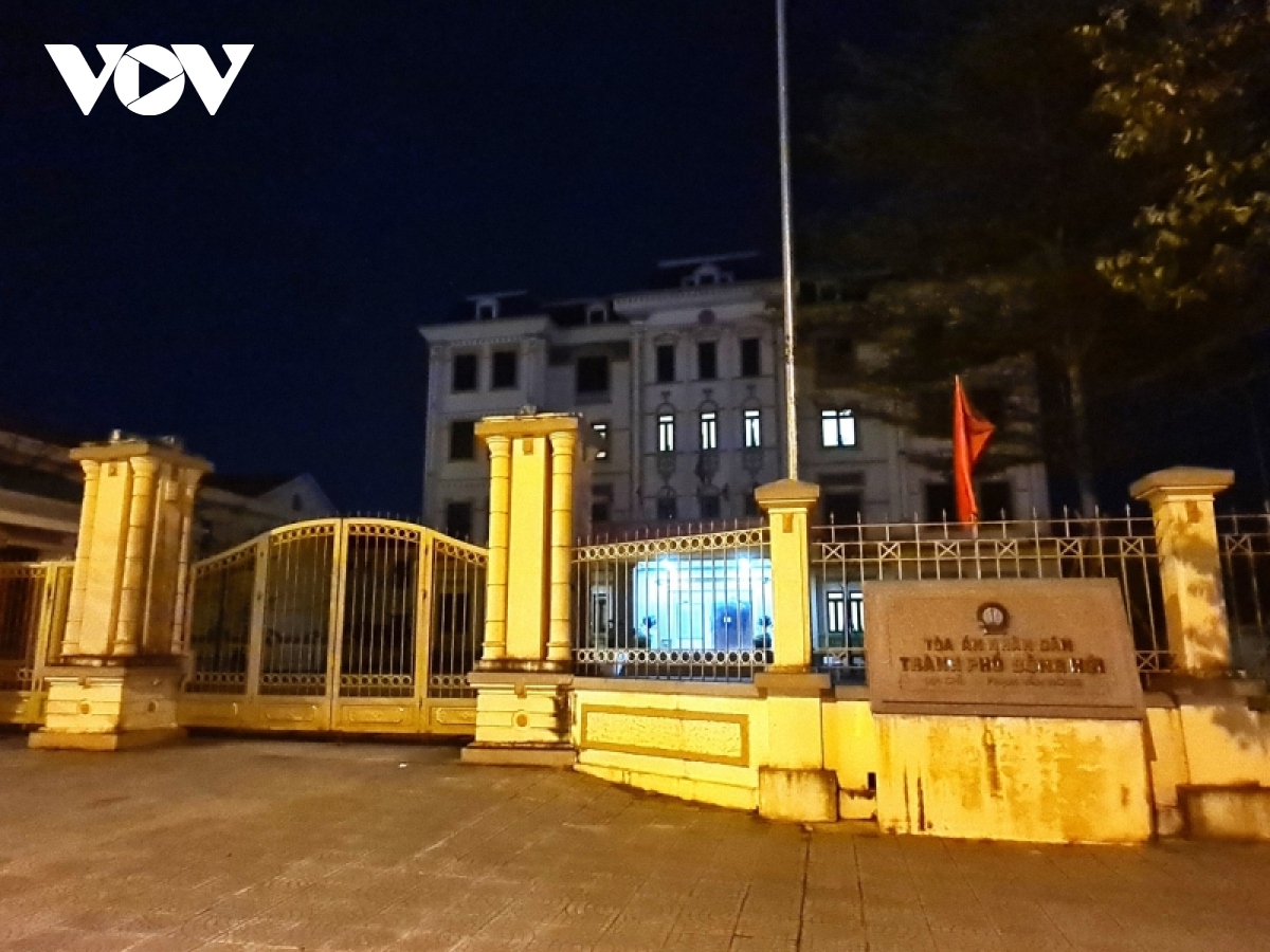 pho chanh an toa an nhan dan thanh pho Dong hoi tu vong tai phong lam viec hinh anh 1