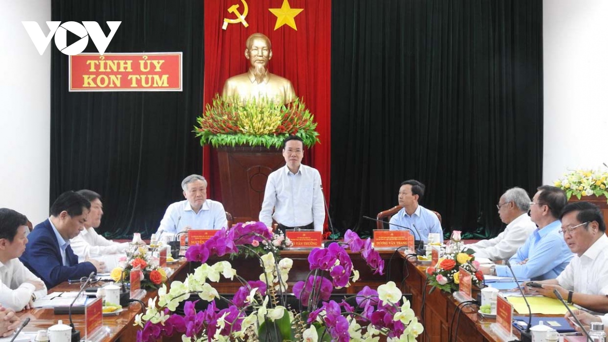 Ong vo van thuong moi can bo tinh kon tum phai sua minh, co gang mot cach toi da hinh anh 2