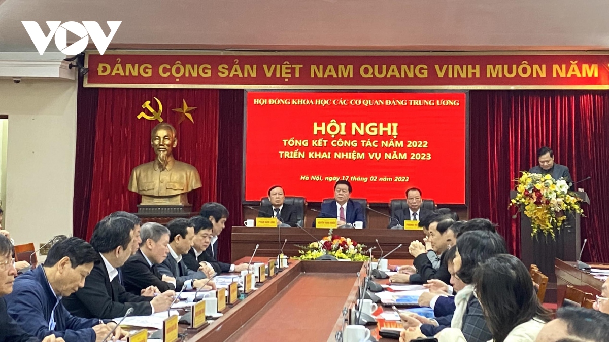 Ong nguyen trong nghia du tong ket cong tac hoi dong khoa hoc cac co quan Dang tU hinh anh 1