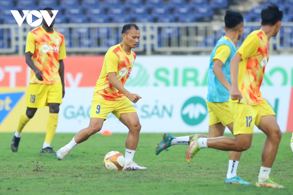 truc tiep slna 1-1 hai phong hoc tro cung cua hlv park hang seo bo lo co hoi hinh anh 12