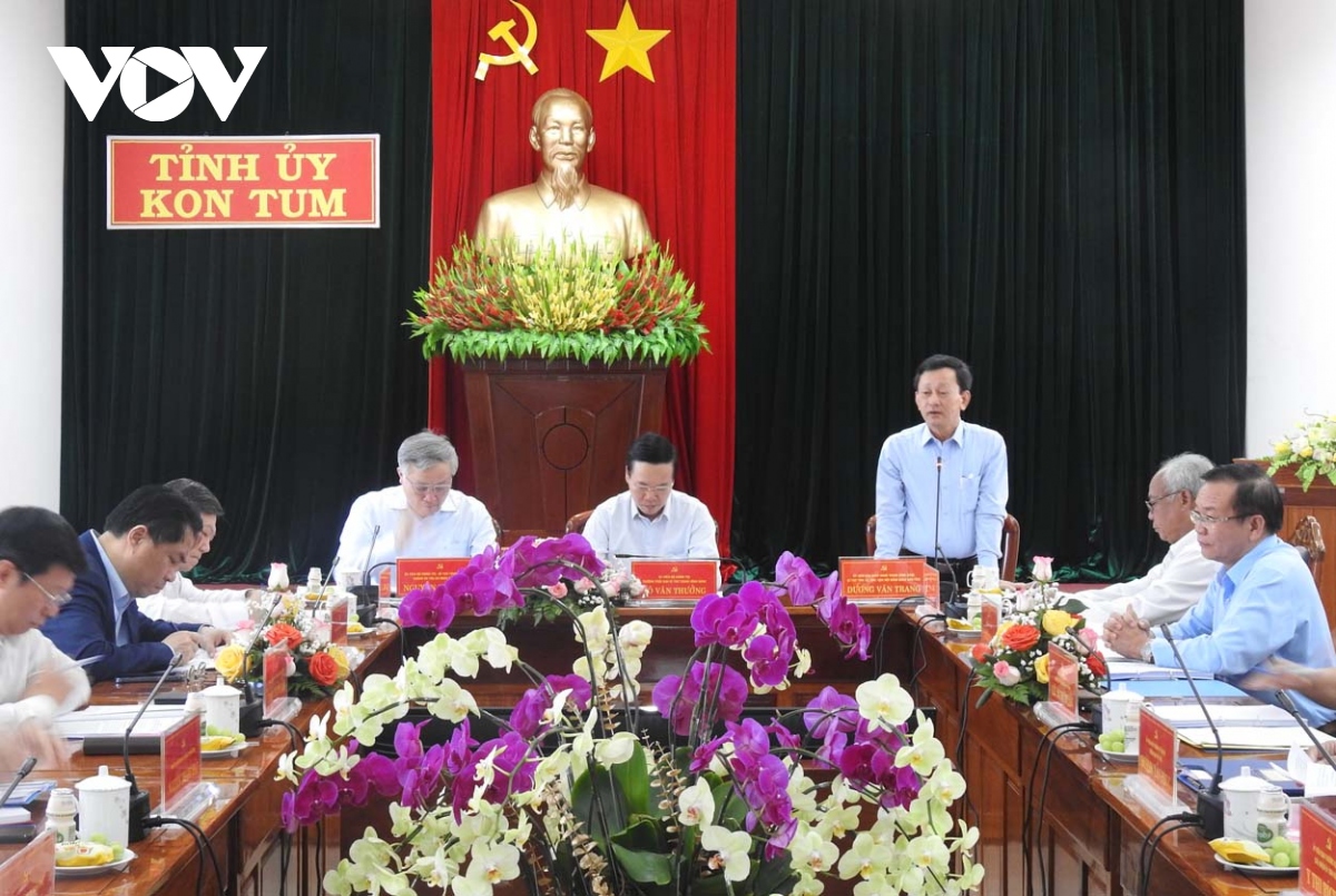 Ong vo van thuong moi can bo tinh kon tum phai sua minh, co gang mot cach toi da hinh anh 1