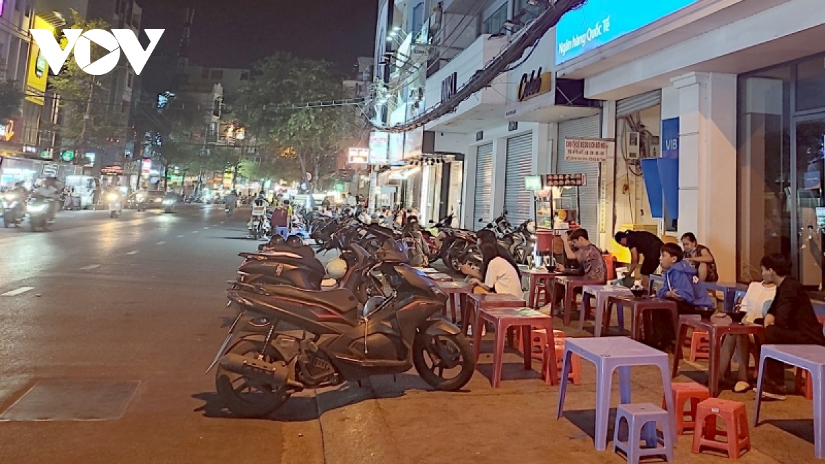 lan chiem via he sau dich o tp.hcm nhu nam sau mua hinh anh 6