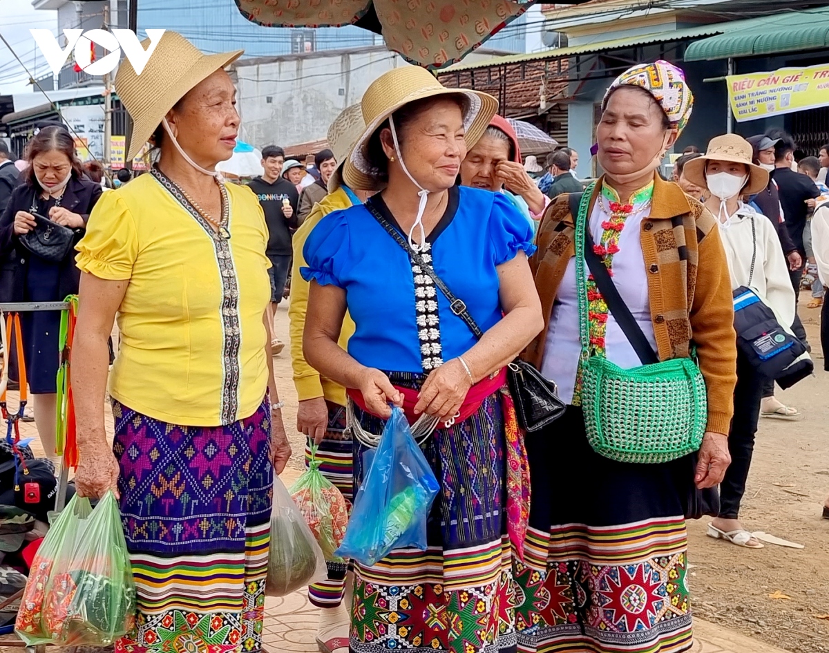 gin giu van hoa cac dan toc tu hoi xuan viet bac hinh anh 5