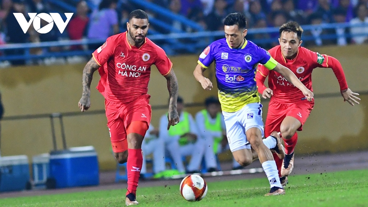 toan canh ha noi fc 2-0 clb cahn show dien cua van quyet hinh anh 1