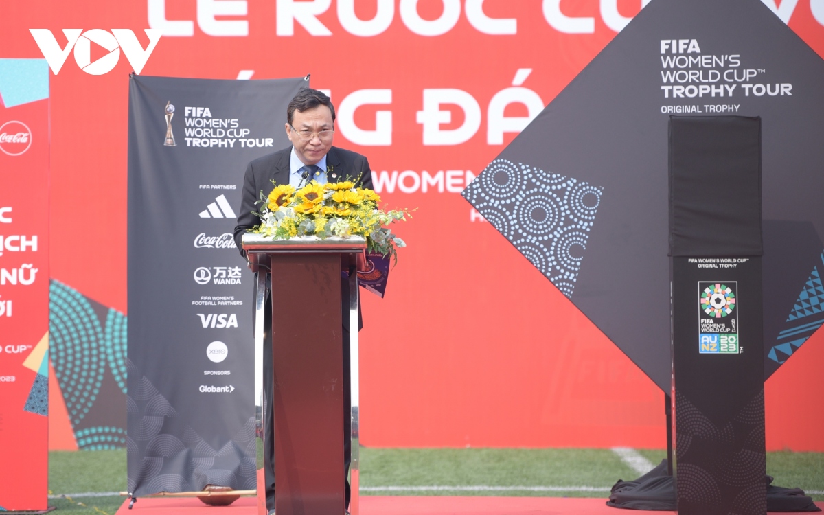 cup vang world cup nu toi viet nam, thoi bung cam hung bong da hinh anh 3
