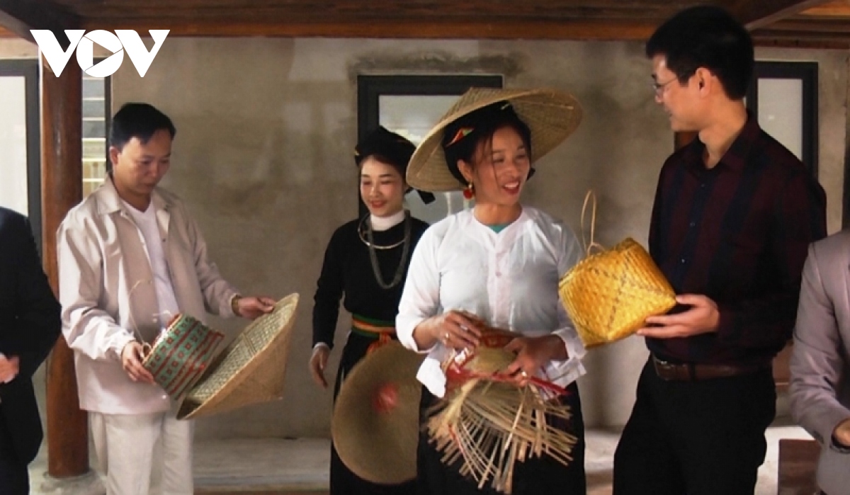 chuyen giam ngheo o muong lai hinh anh 1