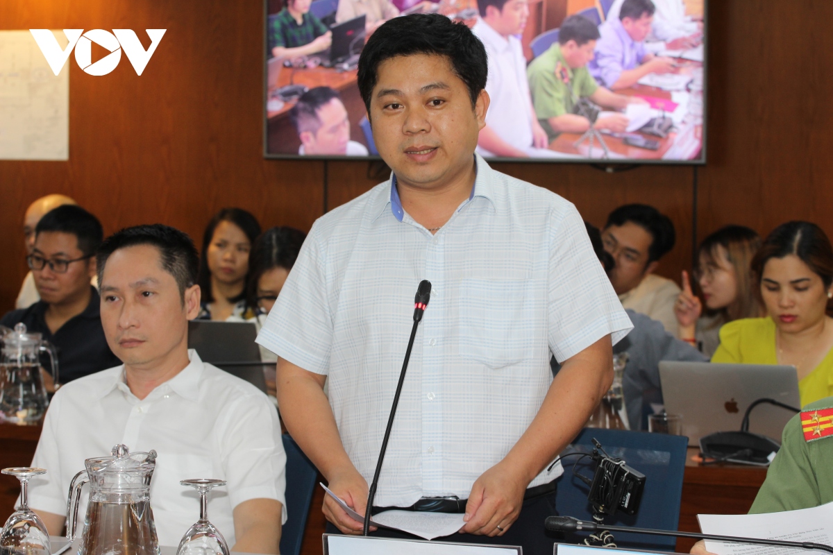 lua phu huynh chuyen tien mo cap cuu cho con nganh chuc nang tp.hcm noi gi hinh anh 3