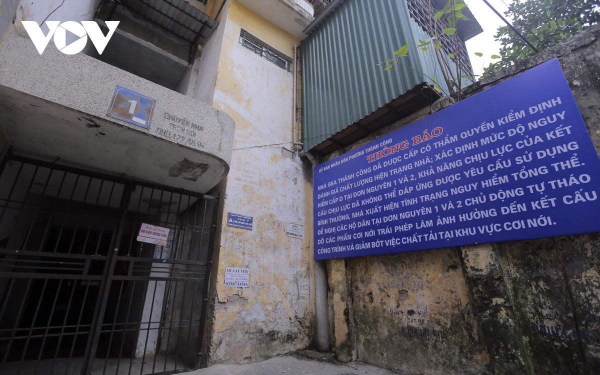can canh 4 chung cu o ha noi xuong cap tram trong, nguy co sup do bat ky luc nao hinh anh 13