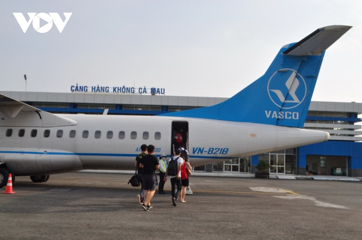 ca mau khat nhien lieu de mo duong bay den ha noi hinh anh 1
