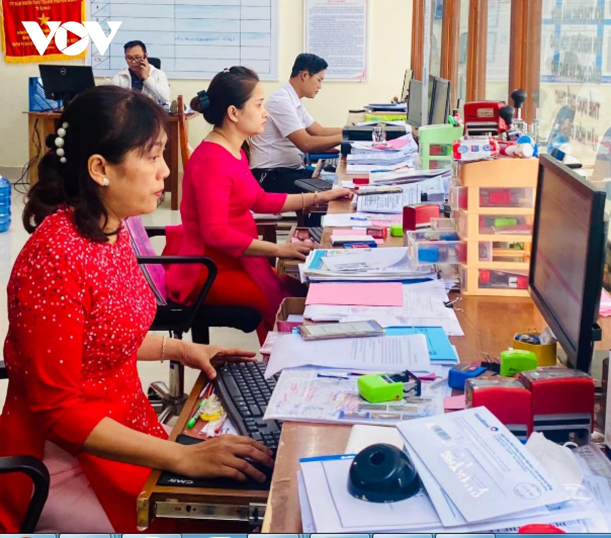 Da nang khuyen khich phu nu 1 tuan mac ao dai den cong so hinh anh 1