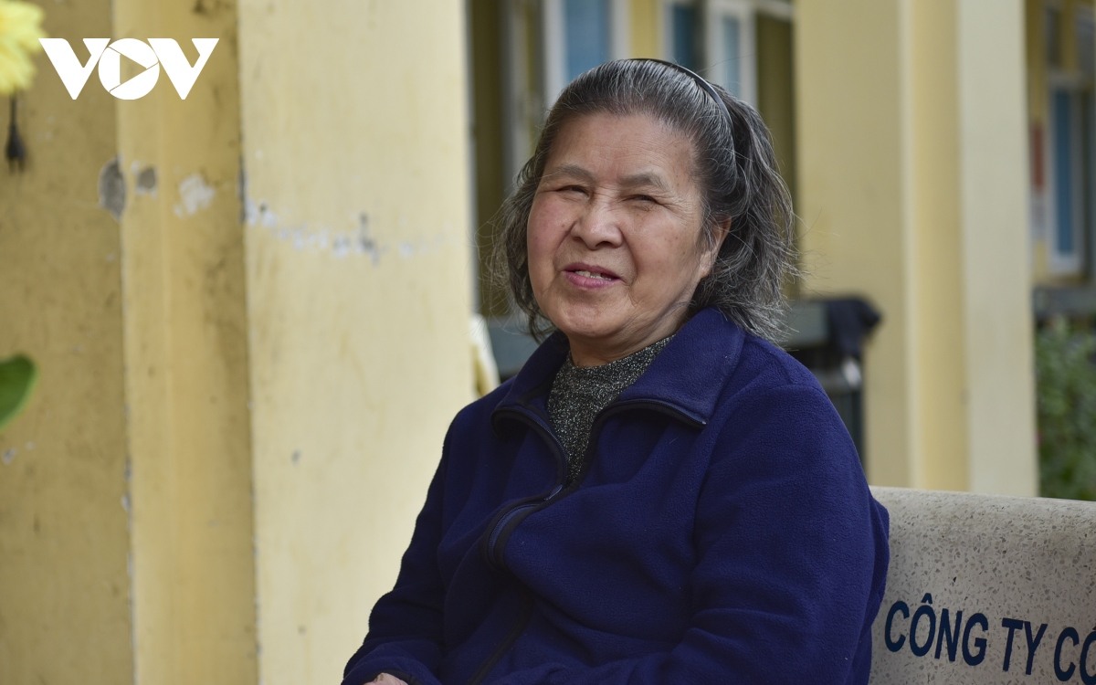 ngay 8 3 cua nhung cu ba neo don o noi trao gui yeu thuong hinh anh 9