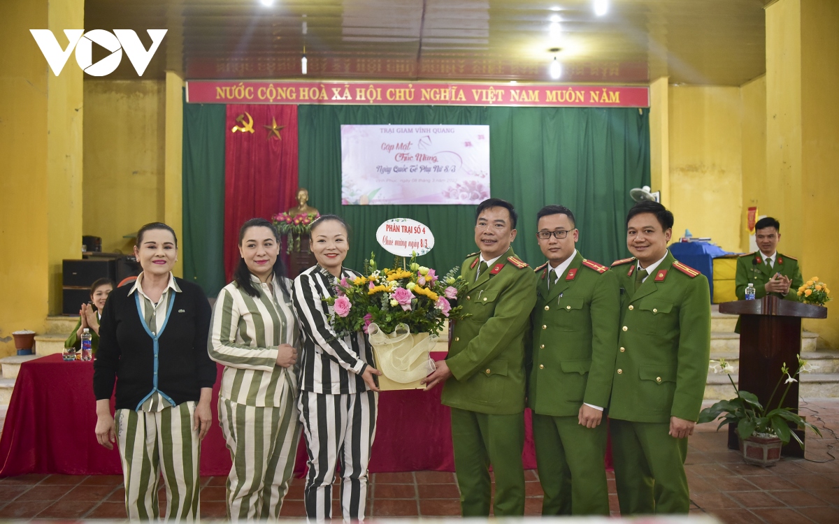 ngay 8 3 dac biet cua cac nu pham nhan nuoc ngoai trong trai giam hinh anh 13