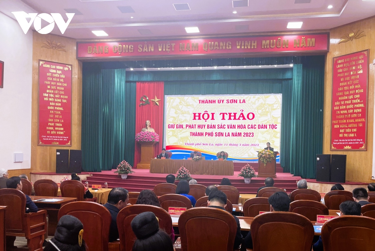 giu gin va phat huy ban sac van hoa cac dan toc tieu vung tay bac hinh anh 1