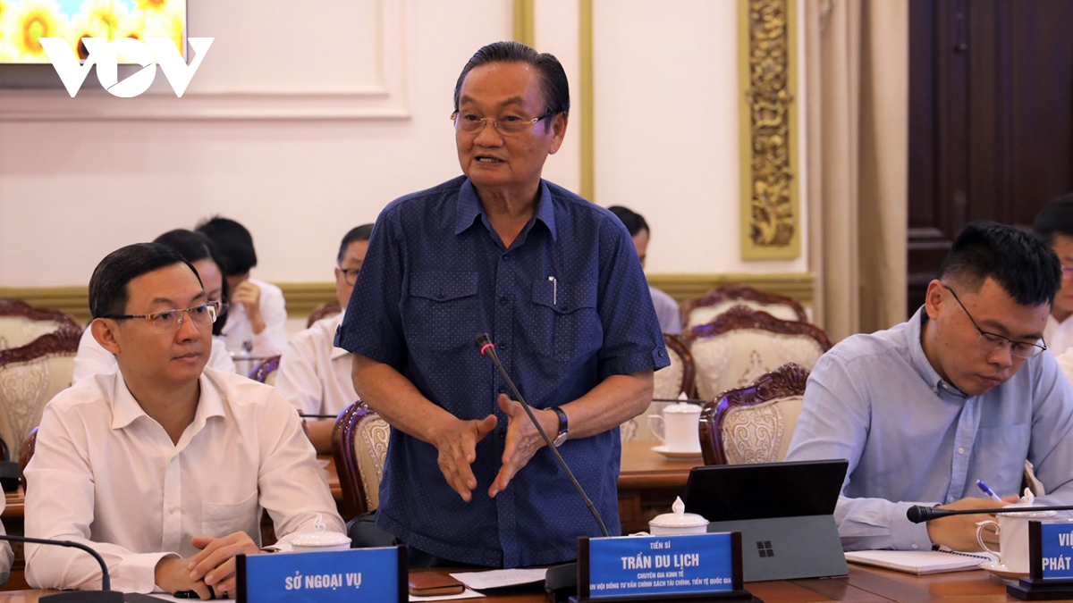 tp.hcm quyet tam han che da suy giam kinh te hinh anh 1