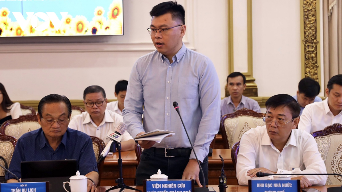 tp.hcm quyet tam han che da suy giam kinh te hinh anh 2