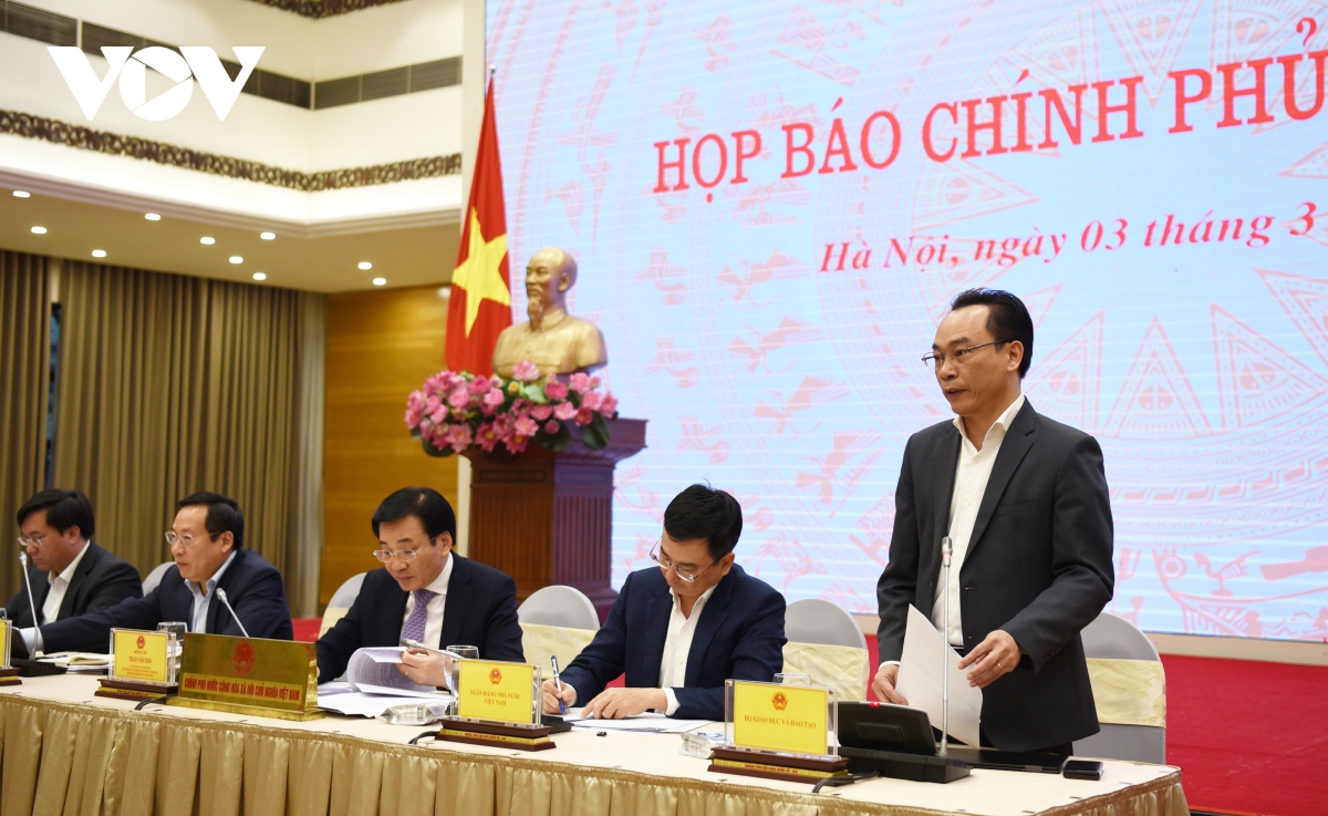 thi hay xet tuyen vao 10 Ap luc khong giam ma chuyen tu cho nay sang cho khac hinh anh 1