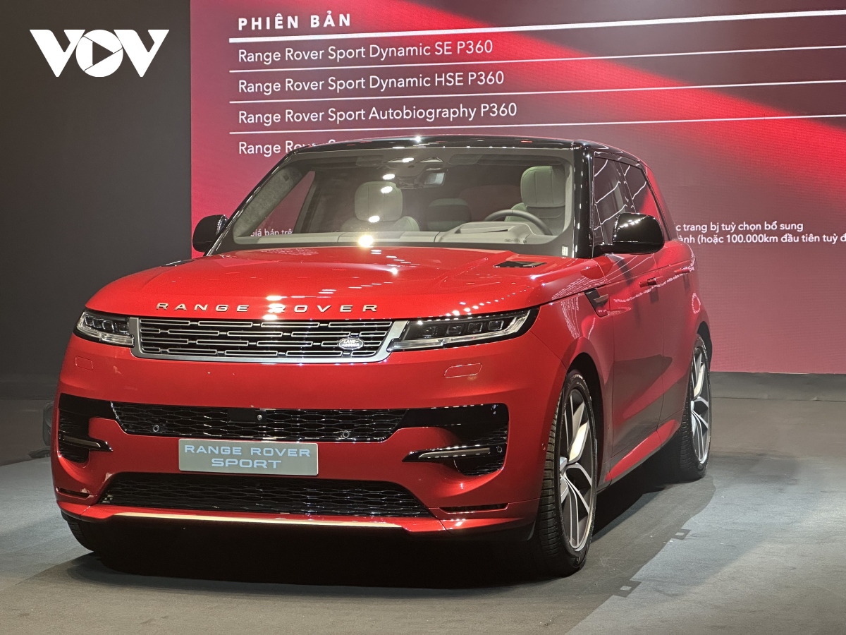 range rover sport moi chot gia tu hon 7,3 ty dong hinh anh 2