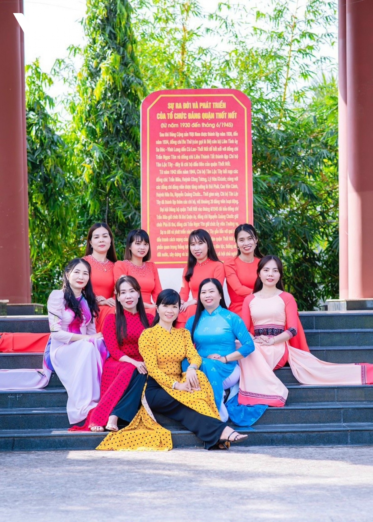 tham di tich lich su - van hoa qua cuoc thi duyen dang Ao dai hinh anh 3