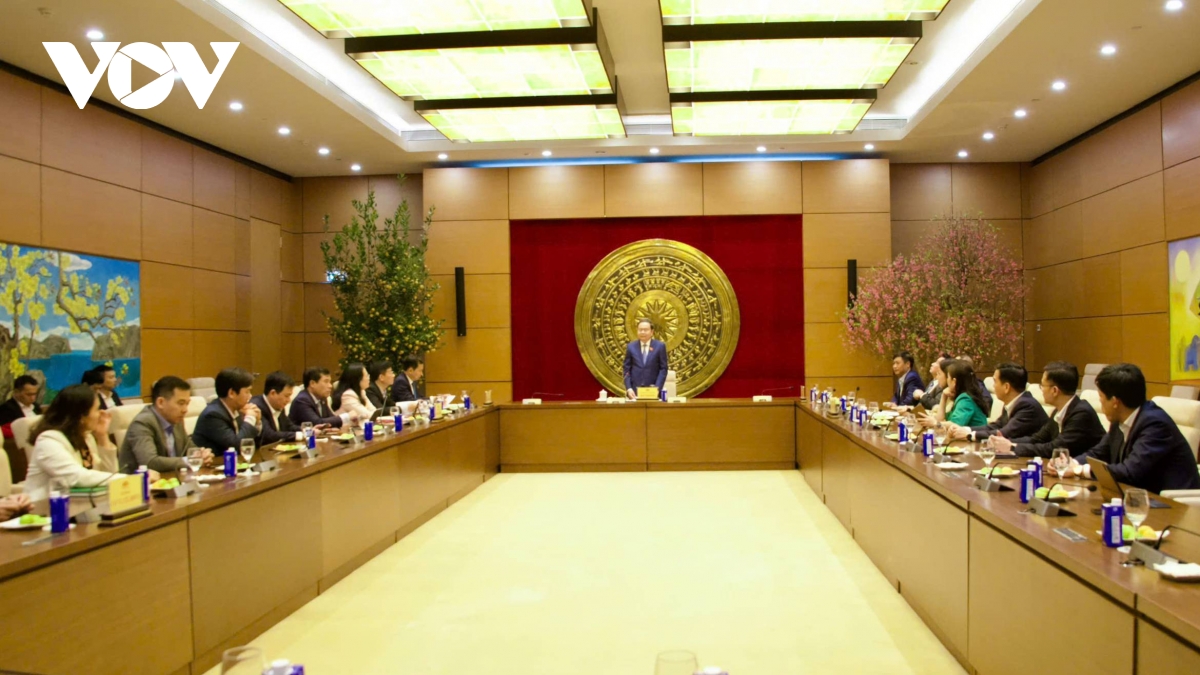 chu_tich_quoc_hoi_gap_dau_xuan_2_1.jpg