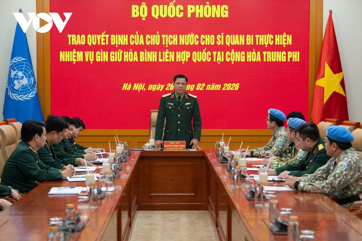 viet_nam_tiep_tuc_cu_si_quan_di_lam_nhiem_vu_gin_giu_hoa_binh_tai_trung_phi_6.jpg