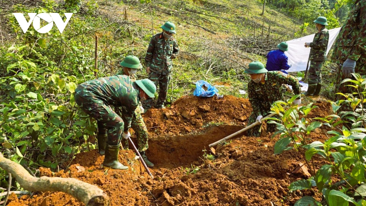 Đội Quy tập hài cốt liệt sĩ, Đoàn Kinh tế - Quốc phòng 337 (Quân khu 4) mở rộng khu vực tìm kiếm.jpg