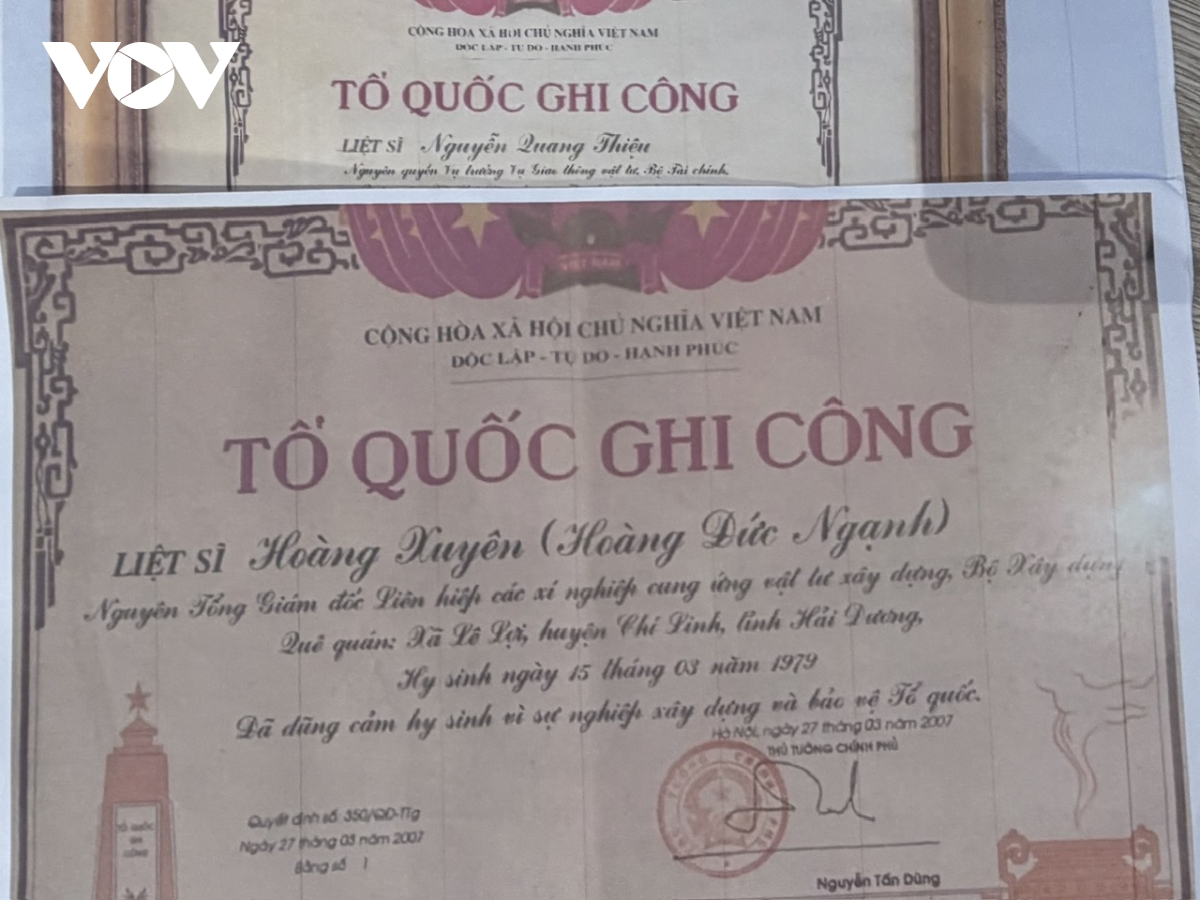 bang_to_quoc_ghi_cong.jpg