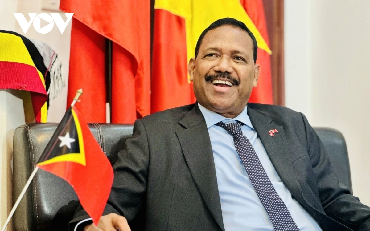 dai su Timor-Leste tai Viet Nam João Pereira (Joao Pereira, co Timor-Leste, quoc ky Dong Timor -vov1.jpg
