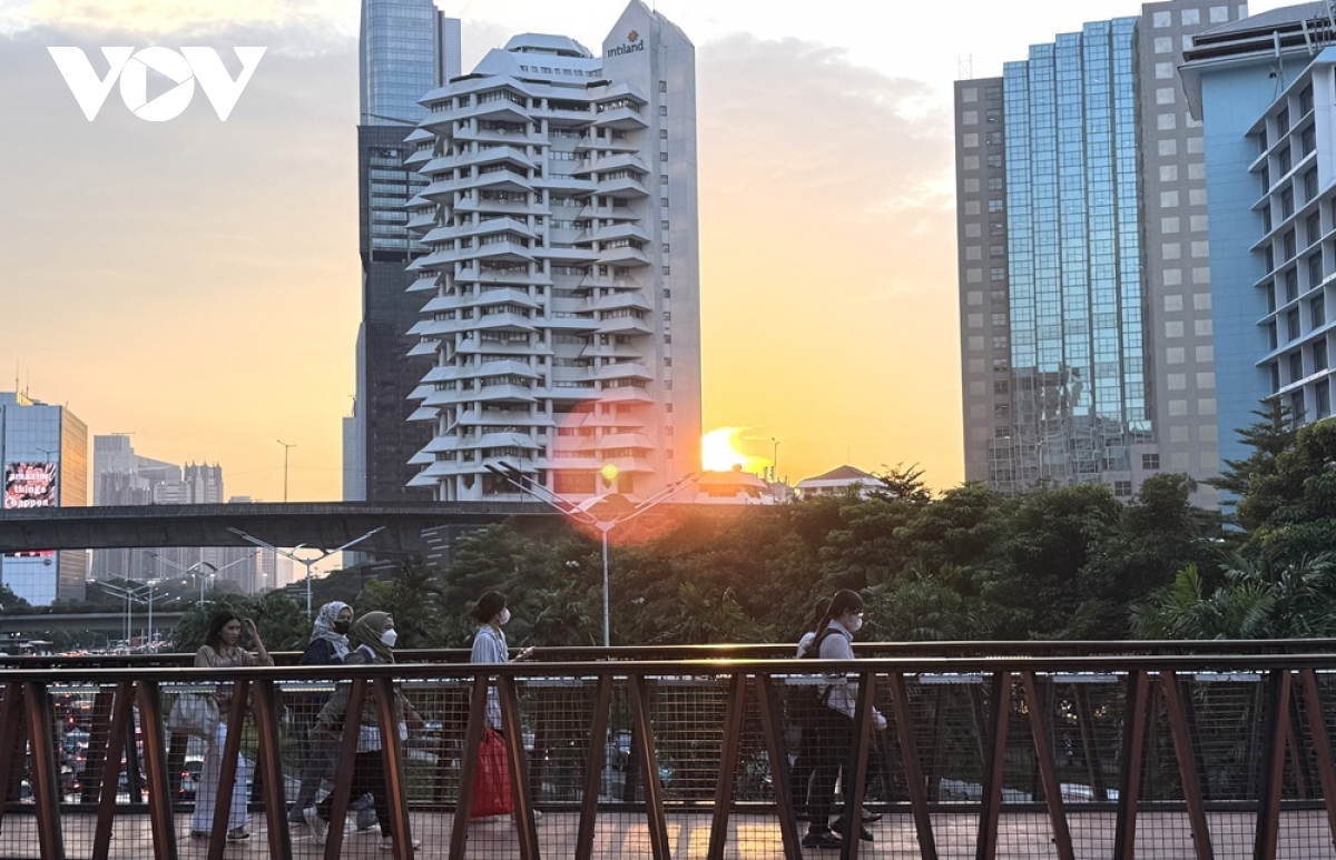 Indonesia chuẩn bị thực hiện chính sách làm việc tại nhà để tiết kiệm năng lượng. Ảnh minh họa: VOV Jakarta