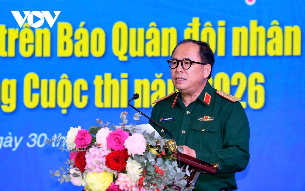 lan_toa_tinh_than_thuong_ton_phap_luat_qua_cuoc_thi_tren_bao_qdnd.jpeg