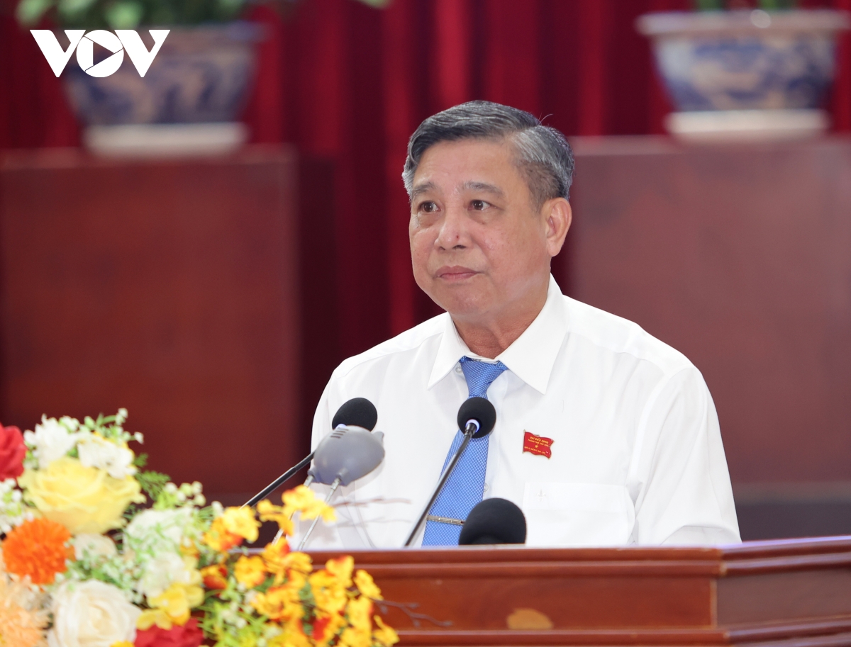 ong_dong_van_thanh-_chu_tich_hdnd_thanh_pho_can_tho_khoa_x_nhiem_ky_2021-2026_phat_bieu_khai_mac_ky_hop.jpg